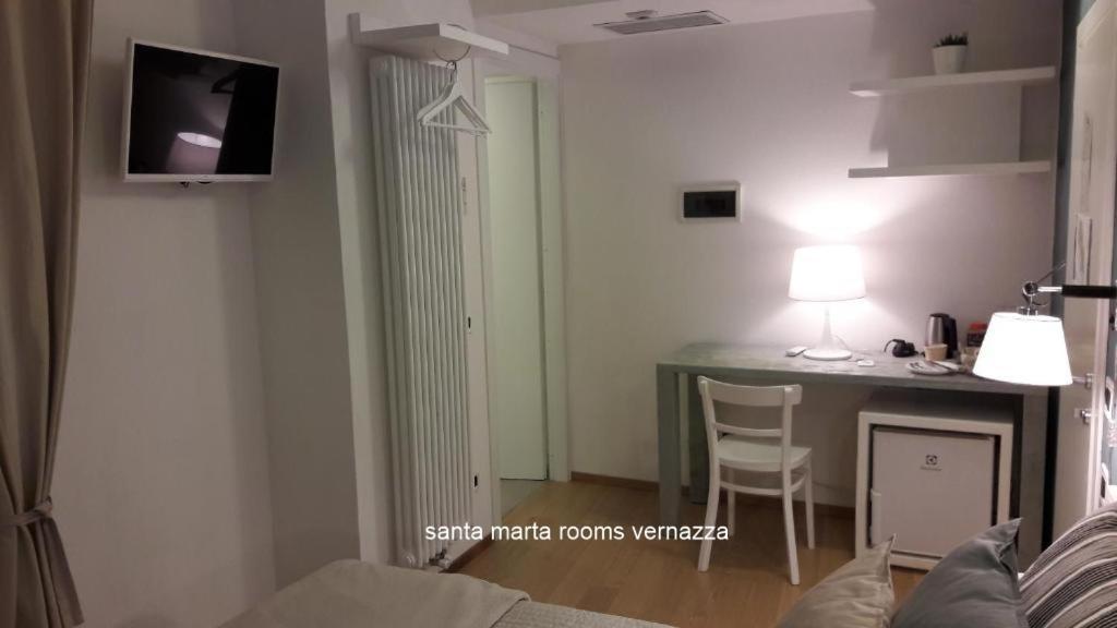 Santa Marta Rooms Вернацца Экстерьер фото